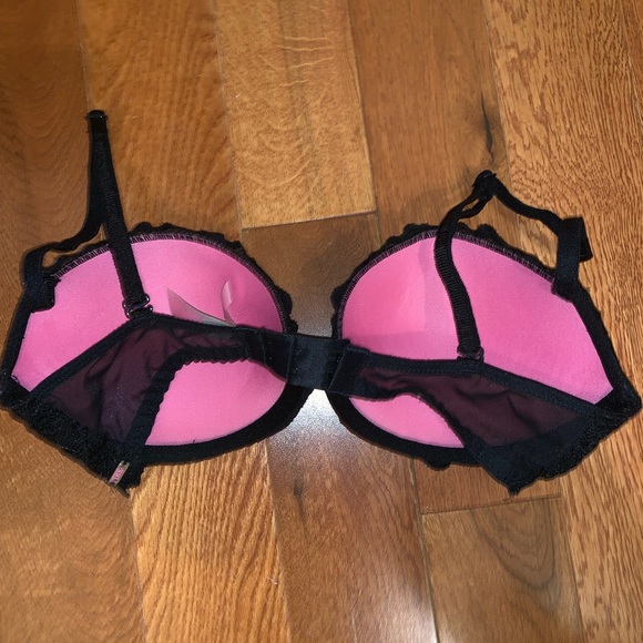 VS Lacy push-up bra - Picture 3 of 3